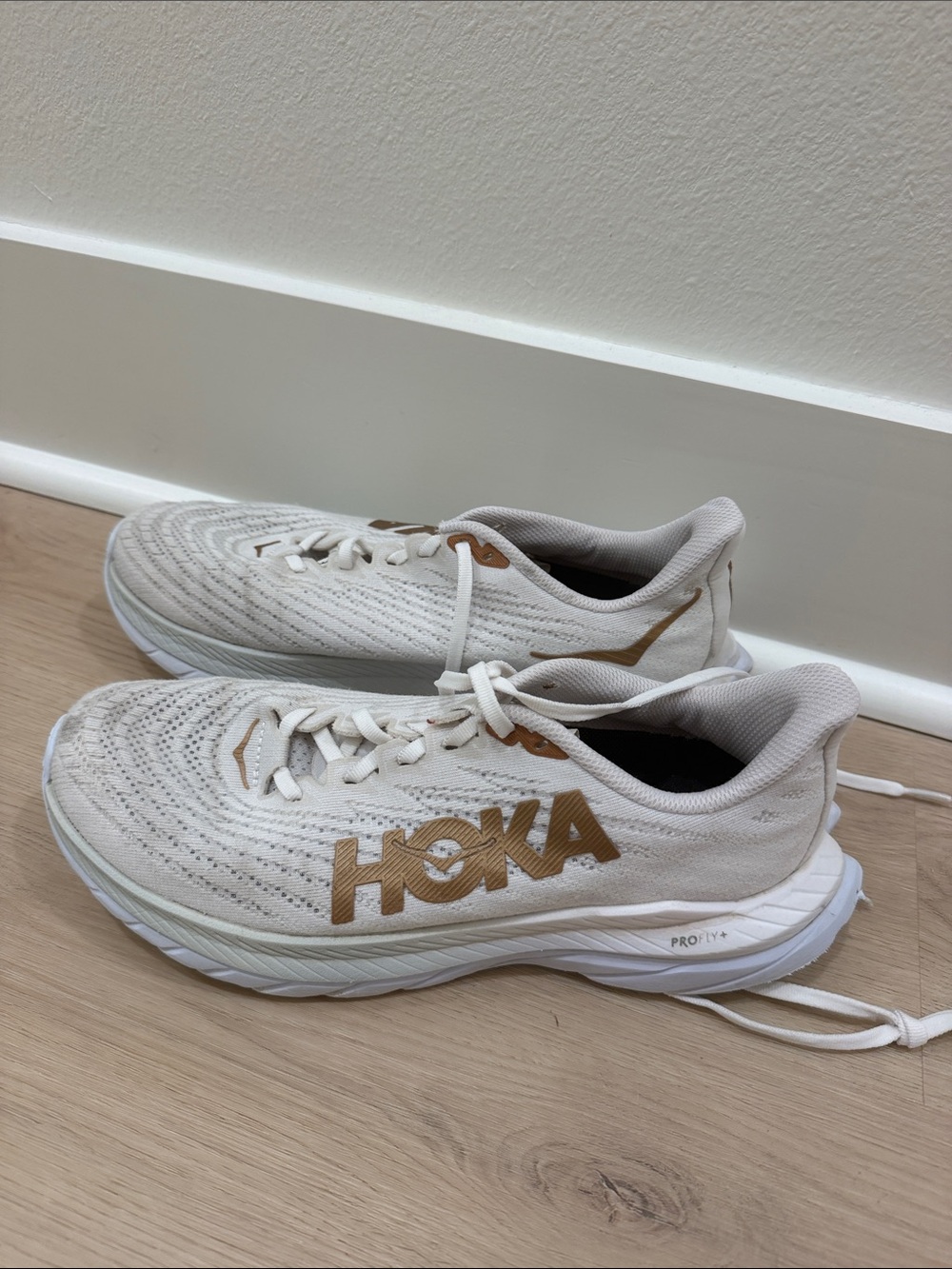 Hoka 9 Women's White and Gold Performance Running Shoes